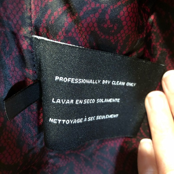 New GUESS coat women’s Large (8-10) long coat - Picture 8 of 10